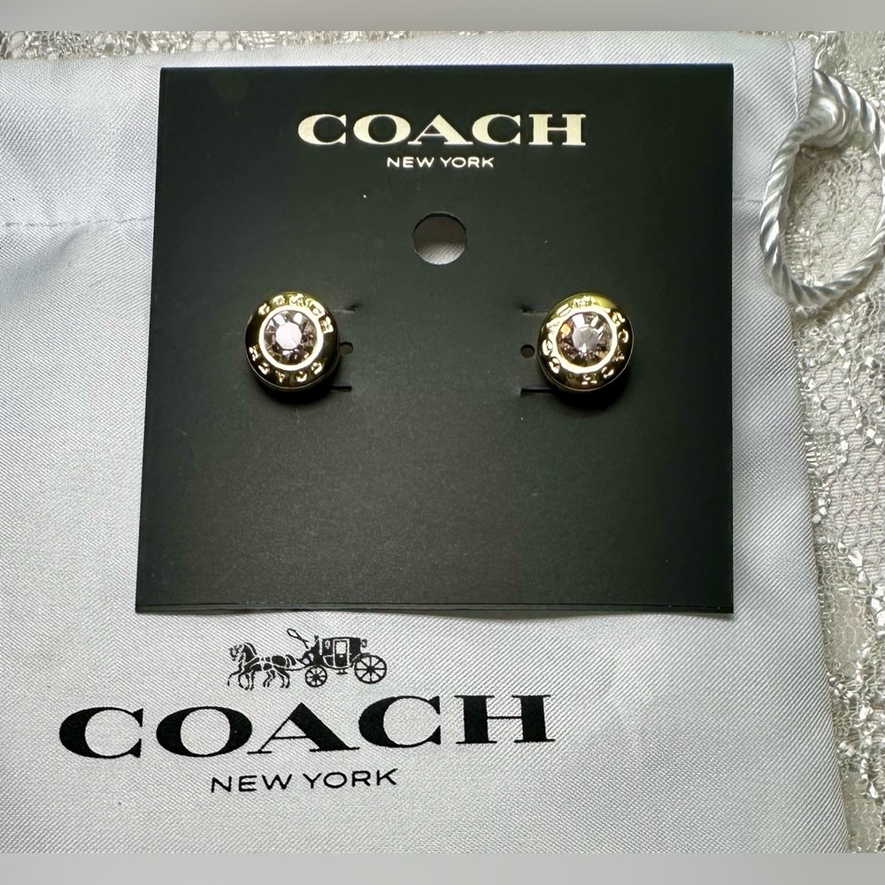 COACH GOLD OPEN CIRCLE STUD EARRINGS